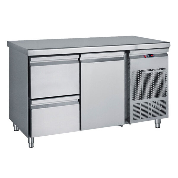 Refrigeration counters